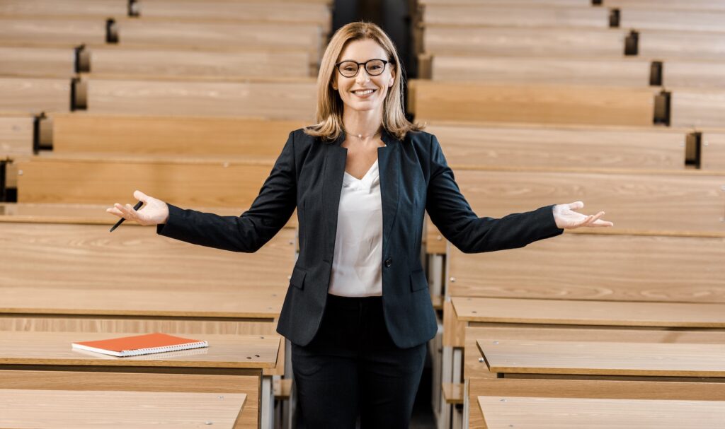 Requirements for a Lecturer Position at UJ